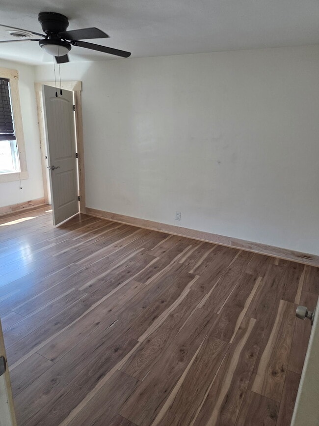 530 N Royal Ave, Unit 530 in Florence, AL - Building Photo - Building Photo