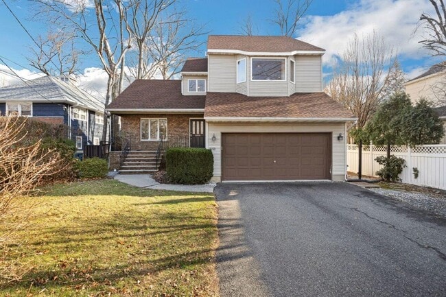 property at 1153 River Rd