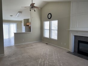 7140 Richmond Dr in Ypsilanti, MI - Foto de edificio - Building Photo