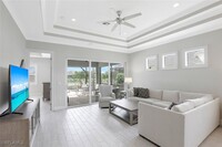 7075 Dominica Dr in Naples, FL - Foto de edificio - Building Photo