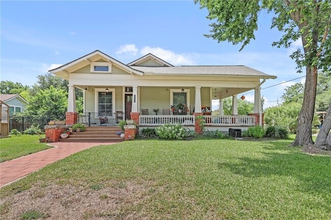 101 N Haswell Dr, Unit 302
