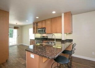 310 NE Frank Johns Rd in Stevenson, WA - Building Photo - Building Photo