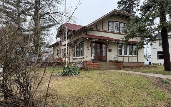 property at 7708 W Orchard St