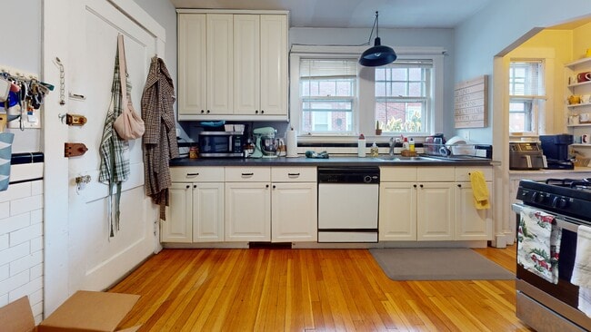 101 Colborne Rd, Unit 52## in Boston, MA - Building Photo - Building Photo