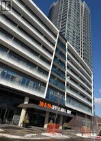 50 Upper Mall Wy in Vaughan, ON - Building Photo