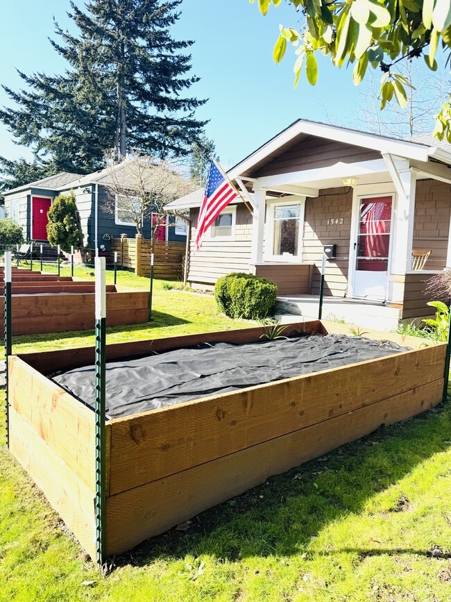 1542 S Oakes St in Tacoma, WA - Building Photo - Building Photo