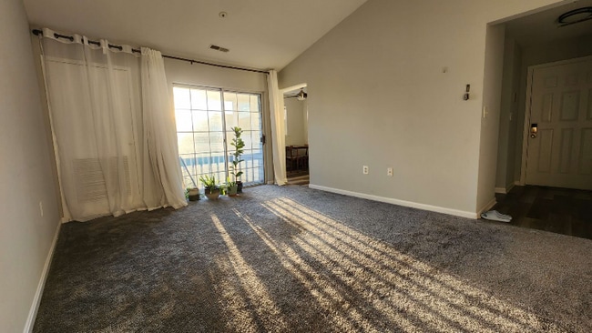 8511 Falls Run Rd in Ellicott City, MD - Foto de edificio - Building Photo