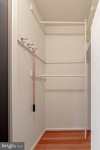 7885 Godolphin Dr in Springfield, VA - Building Photo - Building Photo