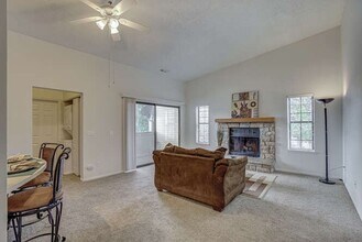 467 S Memphis Way in Aurora, CO - Building Photo - Building Photo