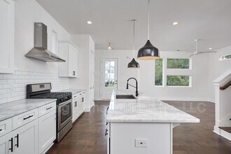 1719 Pecan St in Nashville, TN - Building Photo - Building Photo