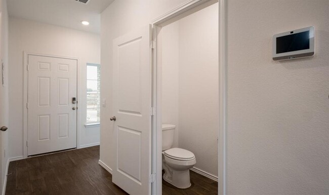 18405 Cremello Dr in Manor, TX - Building Photo - Building Photo