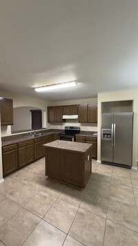 12106 Ent Loop in Laredo, TX - Building Photo - Building Photo