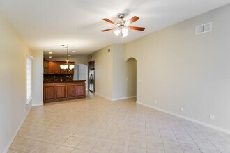 5103 NW 121st Dr in Coral Springs, FL - Building Photo - Building Photo
