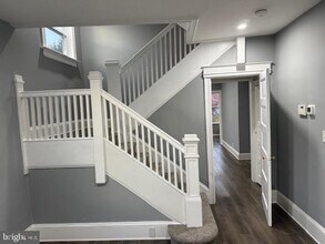 1072 Parkway Ave in Ewing Township, NJ - Building Photo - Building Photo