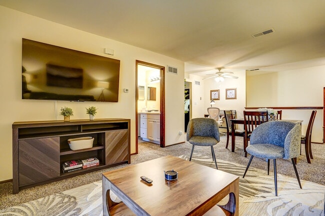 property at 3914 S Tara Hill Dr