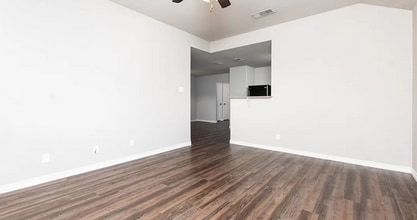 523 Kacie Dr in Temple, TX - Foto de edificio - Building Photo