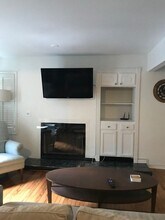 106 Tulip Tree Ct in Ann Arbor, MI - Building Photo - Building Photo