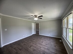 579 Joshua Dr in Clarksville, TN - Building Photo - Building Photo