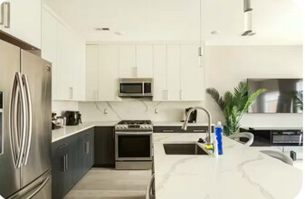 2812 Georgia Ave NW in Washington, DC - Building Photo - Building Photo