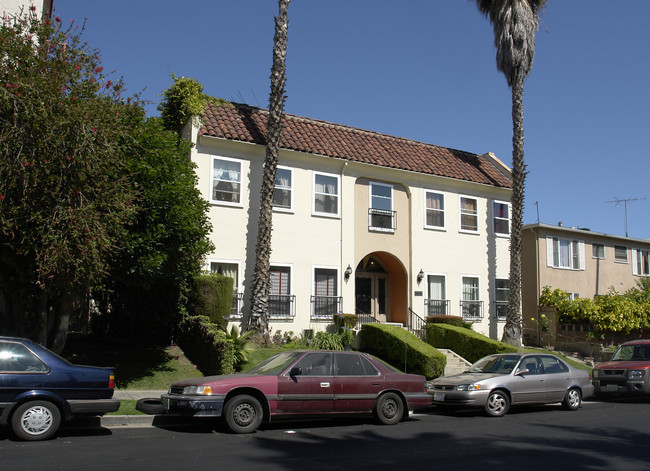 112 S Manhattan Pl in Los Angeles, CA - Foto de edificio - Building Photo