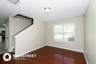 7147 Wandering Creek Dr in Charlotte, NC - Building Photo - Building Photo