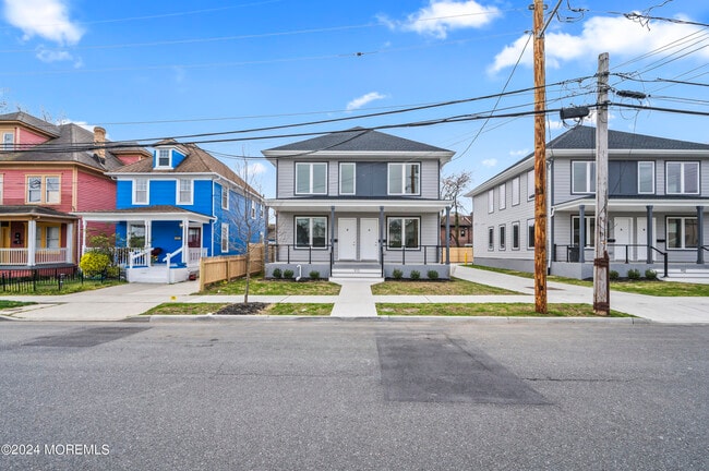 910 Cookman Ave in Asbury Park, NJ - Building Photo - Building Photo