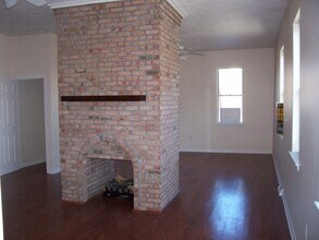 1802 Wharton St in Pittsburgh, PA - Building Photo - Building Photo