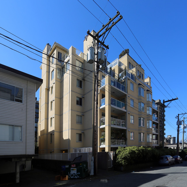 Westpoint Terrace in Vancouver, BC - Building Photo - Building Photo