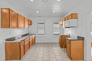 56 Blake St in New Haven, CT - Building Photo