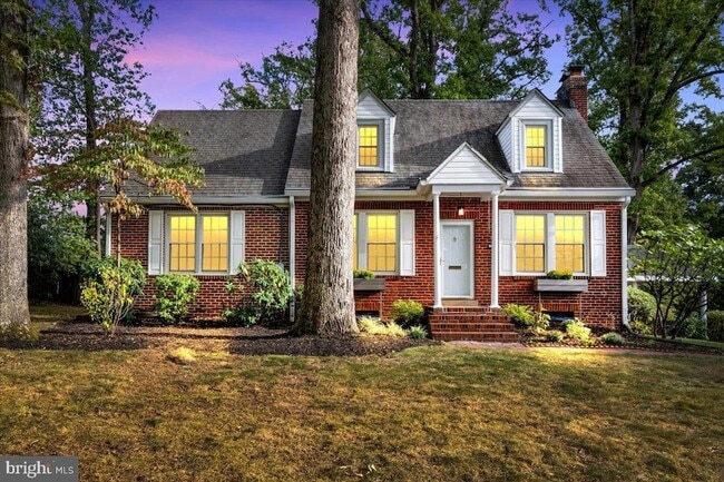 1903 Kirby Rd in McLean, VA - Building Photo - Building Photo