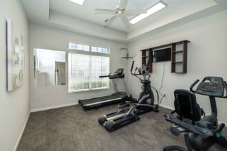 Brookfield in Valley Center, KS - Building Photo - Interior Photo