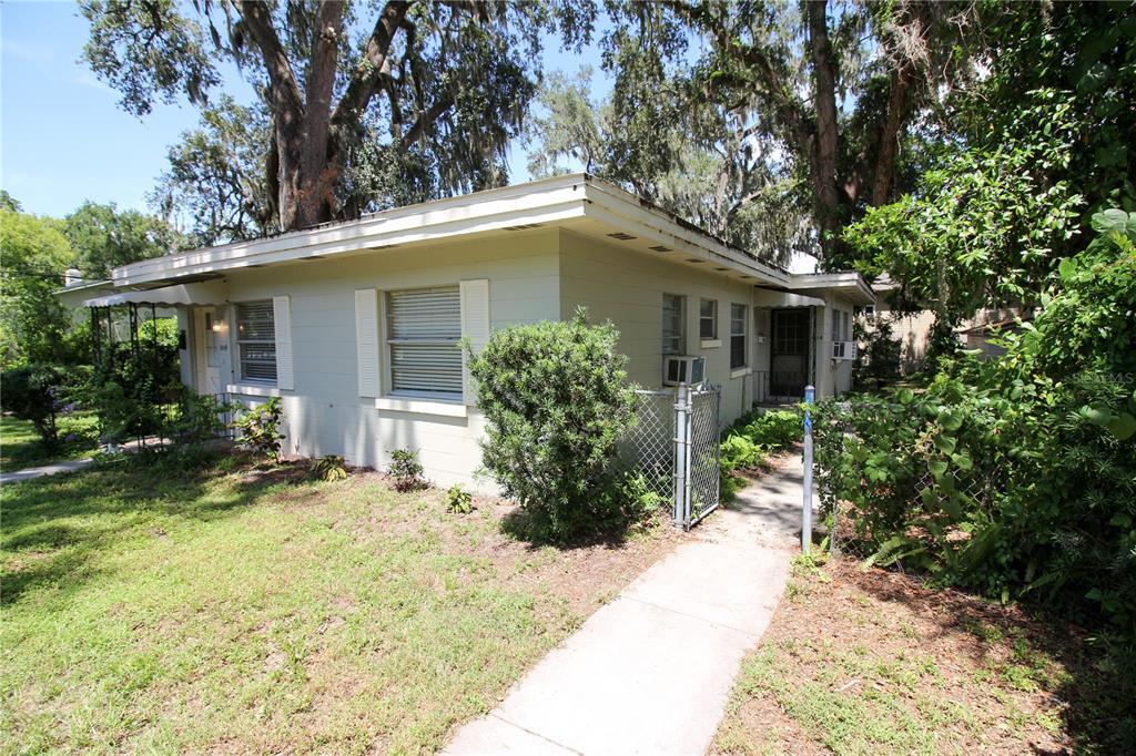 1116 S Tennessee Ave in Lakeland, FL - Foto de edificio
