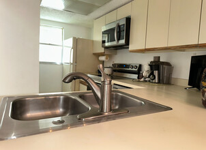 5310 Royal Palm Ave in Sarasota, FL - Building Photo - Building Photo