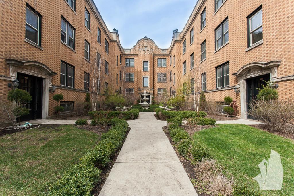 3808 N Sheffield Ave in Chicago, IL - Building Photo