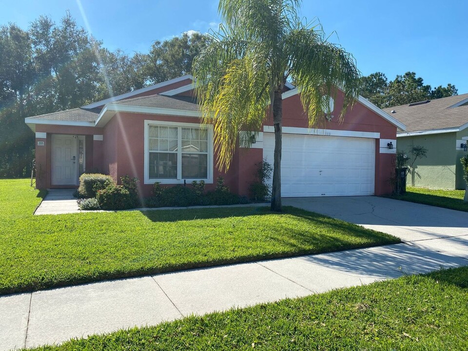 333 Scrub Jay Way in Davenport, FL - Foto de edificio