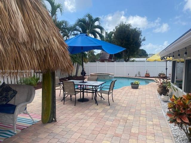 1288 SW 1st Ave in Pompano Beach, FL - Foto de edificio