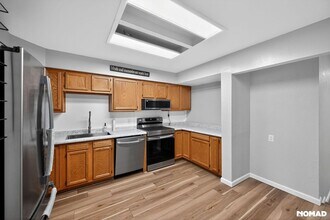 2180 E 90th Ave in Thornton, CO - Foto de edificio - Building Photo