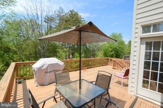 22111 Chelsy Paige Square in Ashburn, VA - Building Photo - Building Photo