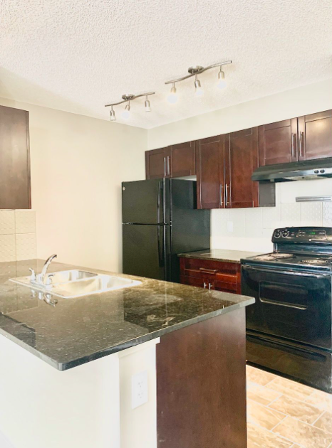 2715-2712 Avenue SE in Calgary, AB - Building Photo - Building Photo