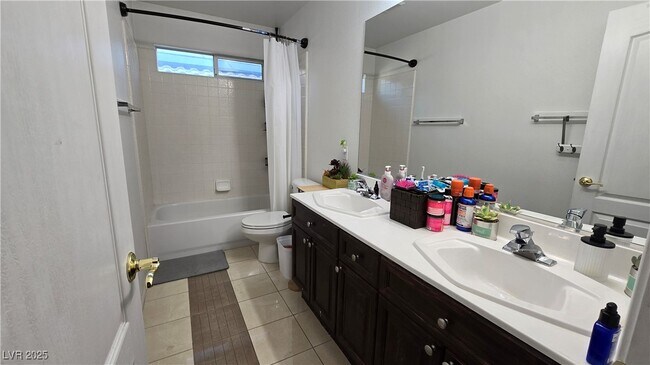 6140 Peggotty Ave in Las Vegas, NV - Building Photo - Building Photo