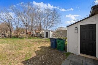 918 W 3rd St in Taylor, TX - Building Photo - Building Photo