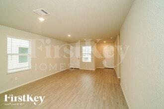 3314 Carducci Dr, Unit 0114 in Converse, TX - Building Photo - Building Photo