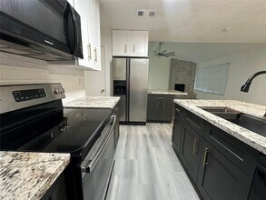 5726 Yorkgate Dr in Spring, TX - Building Photo - Building Photo