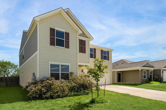 6320 Routenburn St in Austin, TX - Building Photo - Building Photo