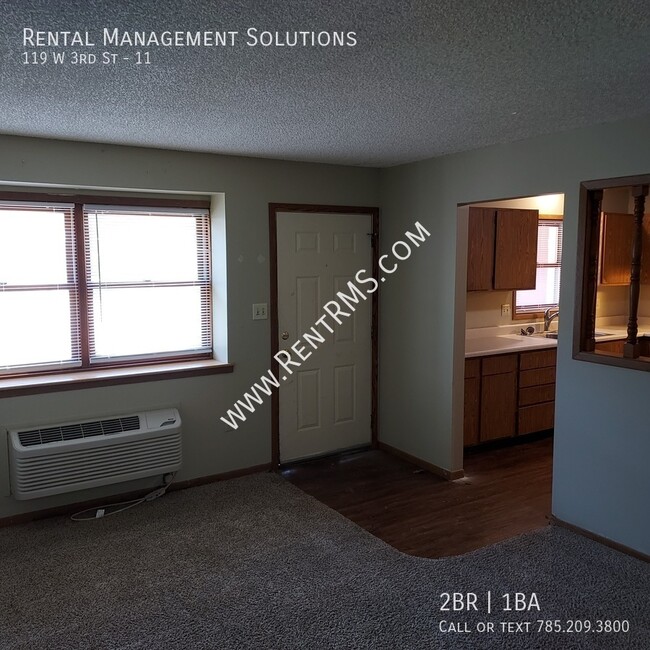 119 W 3rd St in Onaga, KS - Building Photo - Building Photo