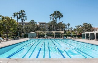 6400 Crescent Park E in Los Angeles, CA - Building Photo