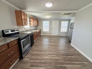 423 Broussard Ln in Lake Charles, LA - Building Photo - Building Photo