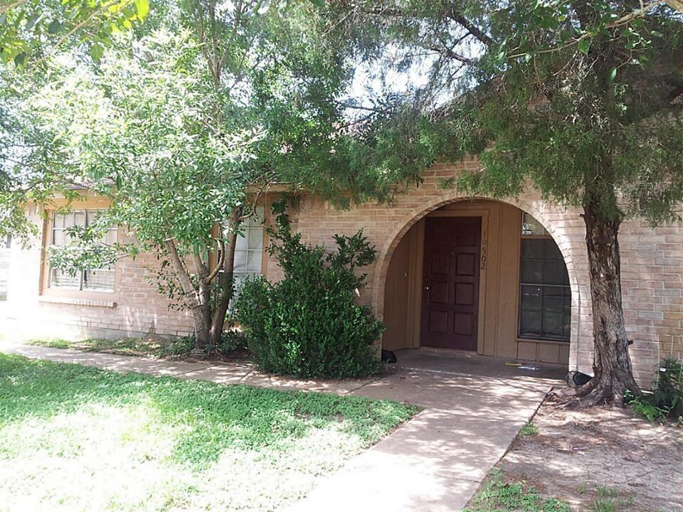 19502 Woodglen Dr in Katy, TX - Building Photo