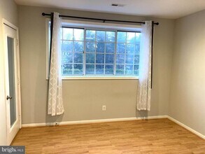 14 Bandon Ct in Timonium, MD - Building Photo - Building Photo