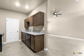 2011 Wood St in Killeen, TX - Building Photo - Building Photo